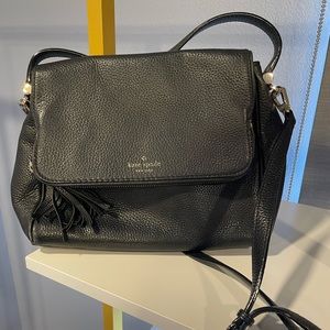 Kate Spade crossbody purse in black. Like new